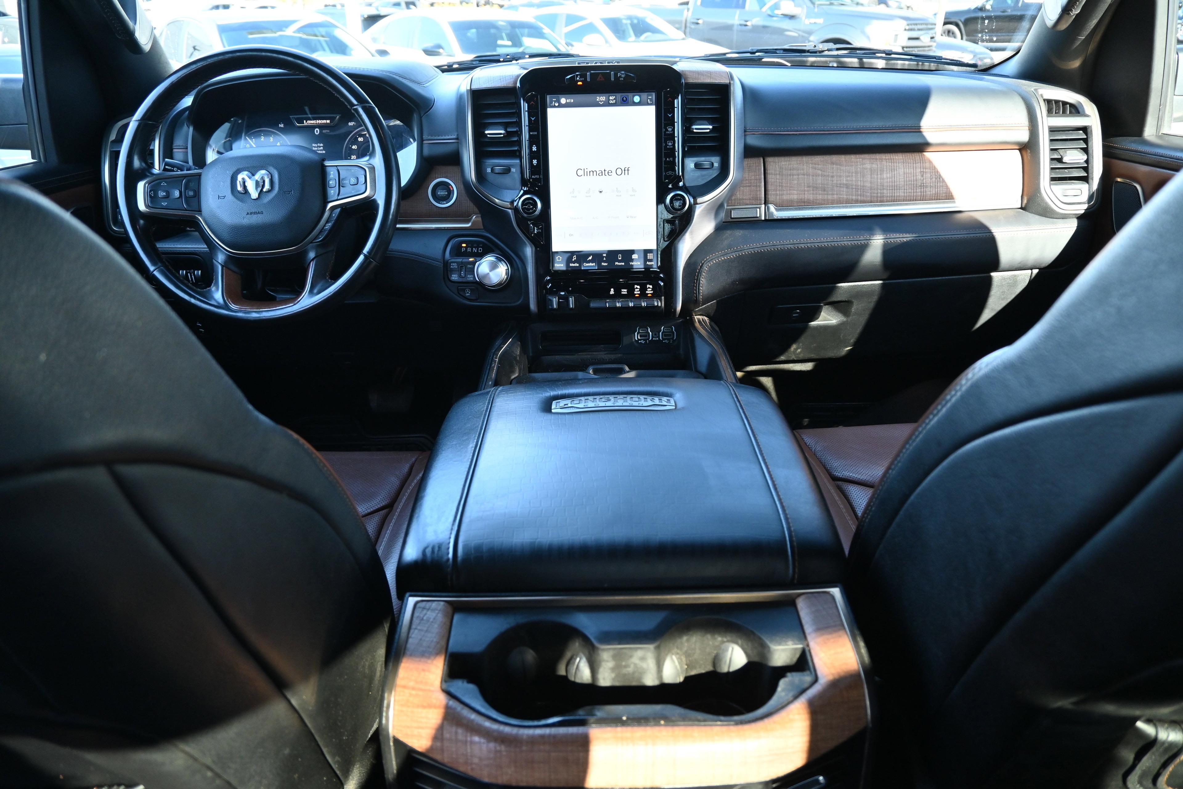 Ram 1500 Limited Longhorn Crew Cab 4X4 5'7" Box 4-Wheel Drive Crew Cab - Thumbnail 3