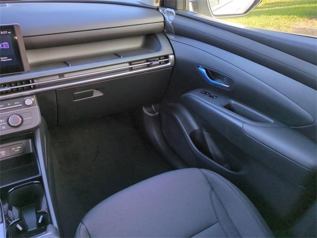 Hyundai Tucson Se Fwd Fwd 4D Sport Utility - Thumbnail 16