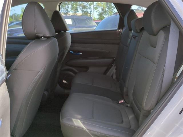 Hyundai Tucson Se Fwd Fwd 4D Sport Utility - Thumbnail 13