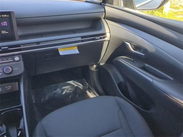 Hyundai Tucson Se Fwd Fwd 4D Sport Utility - Thumbnail 17