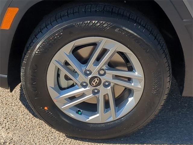 Hyundai Tucson Se Fwd Fwd 4D Sport Utility - Thumbnail 12