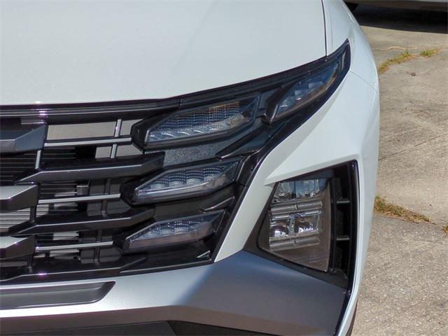 Hyundai Tucson Se Fwd Fwd 4D Sport Utility - Thumbnail 11