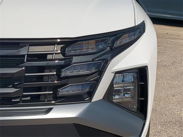 Hyundai Tucson Se Fwd Fwd 4D Sport Utility - Thumbnail 11