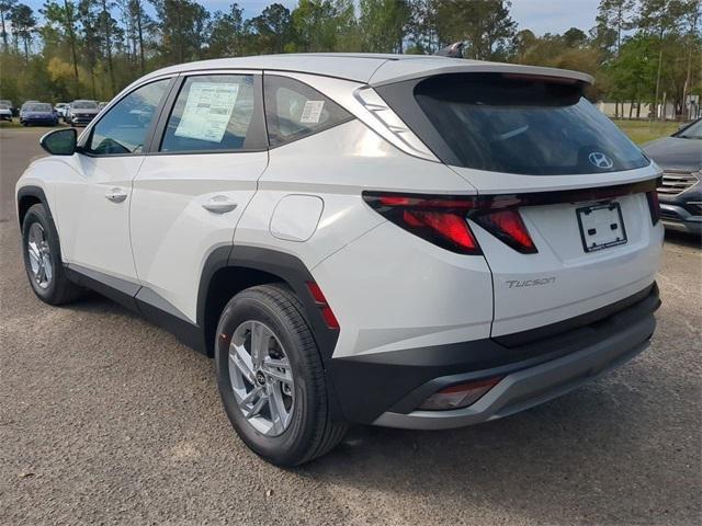 Hyundai Tucson Se Fwd Fwd 4D Sport Utility - Thumbnail 8