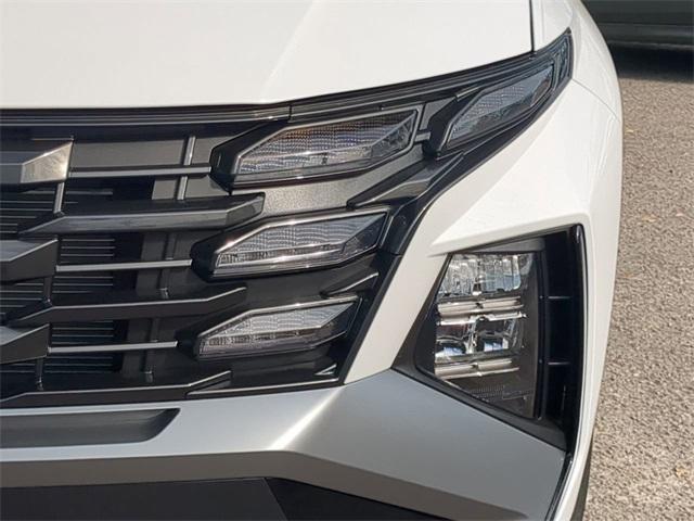 Hyundai Tucson Se Fwd Fwd 4D Sport Utility - Thumbnail 11