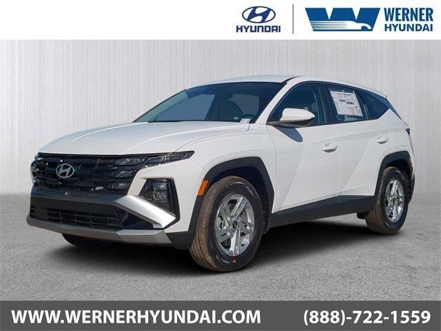 Hyundai Tucson Se Fwd Fwd 4D Sport Utility - Thumbnail 2