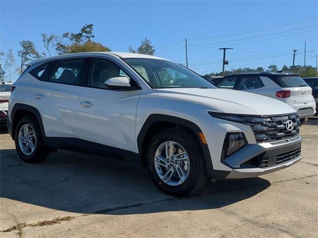 Hyundai Tucson Se Fwd Fwd 4D Sport Utility - Thumbnail 4