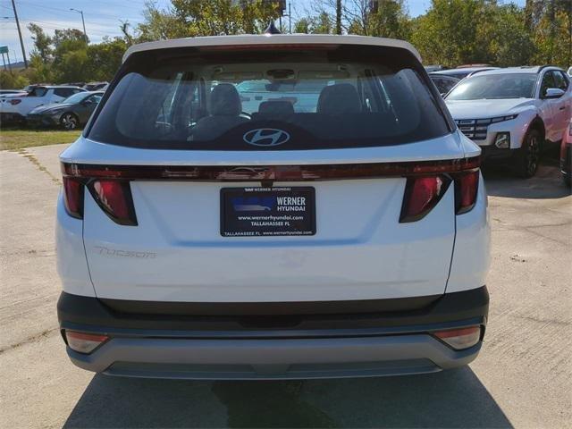 Hyundai Tucson Se Fwd Fwd 4D Sport Utility - Thumbnail 7