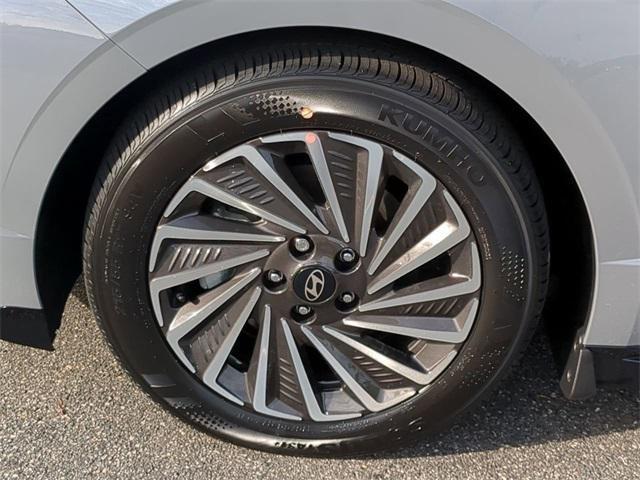 Hyundai Sonata Hybrid Sel Fwd 4D Sedan - Thumbnail 12