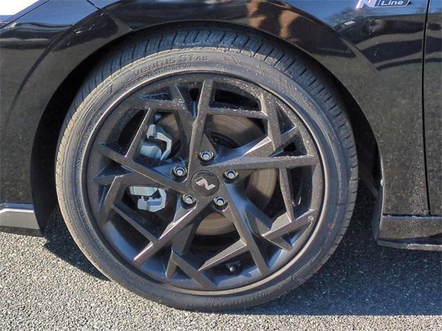 Hyundai Elantra N Line Fwd 4D Sedan - Thumbnail 12