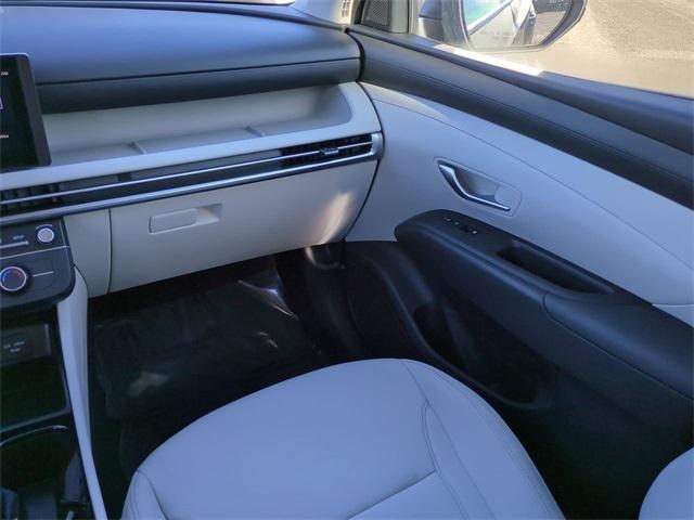 Hyundai Tucson Se Awd Awd 4D Sport Utility - Thumbnail 17