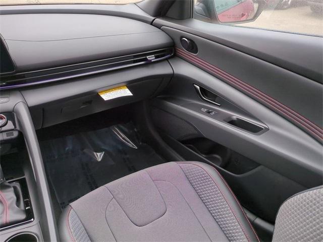 Hyundai Elantra N Line Fwd 4D Sedan - Thumbnail 17