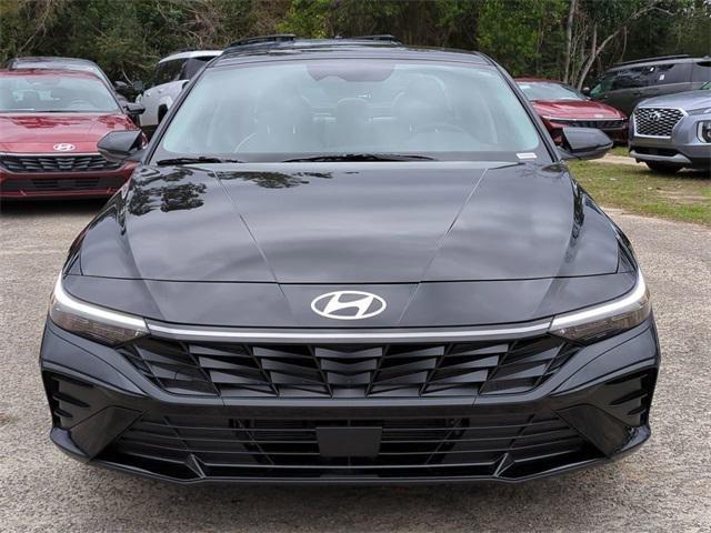 Hyundai Elantra Hybrid Limited Fwd 4D Sedan - Thumbnail 10