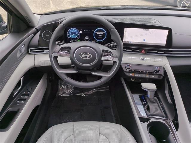 Hyundai Elantra Hybrid Limited Fwd 4D Sedan - Thumbnail 16