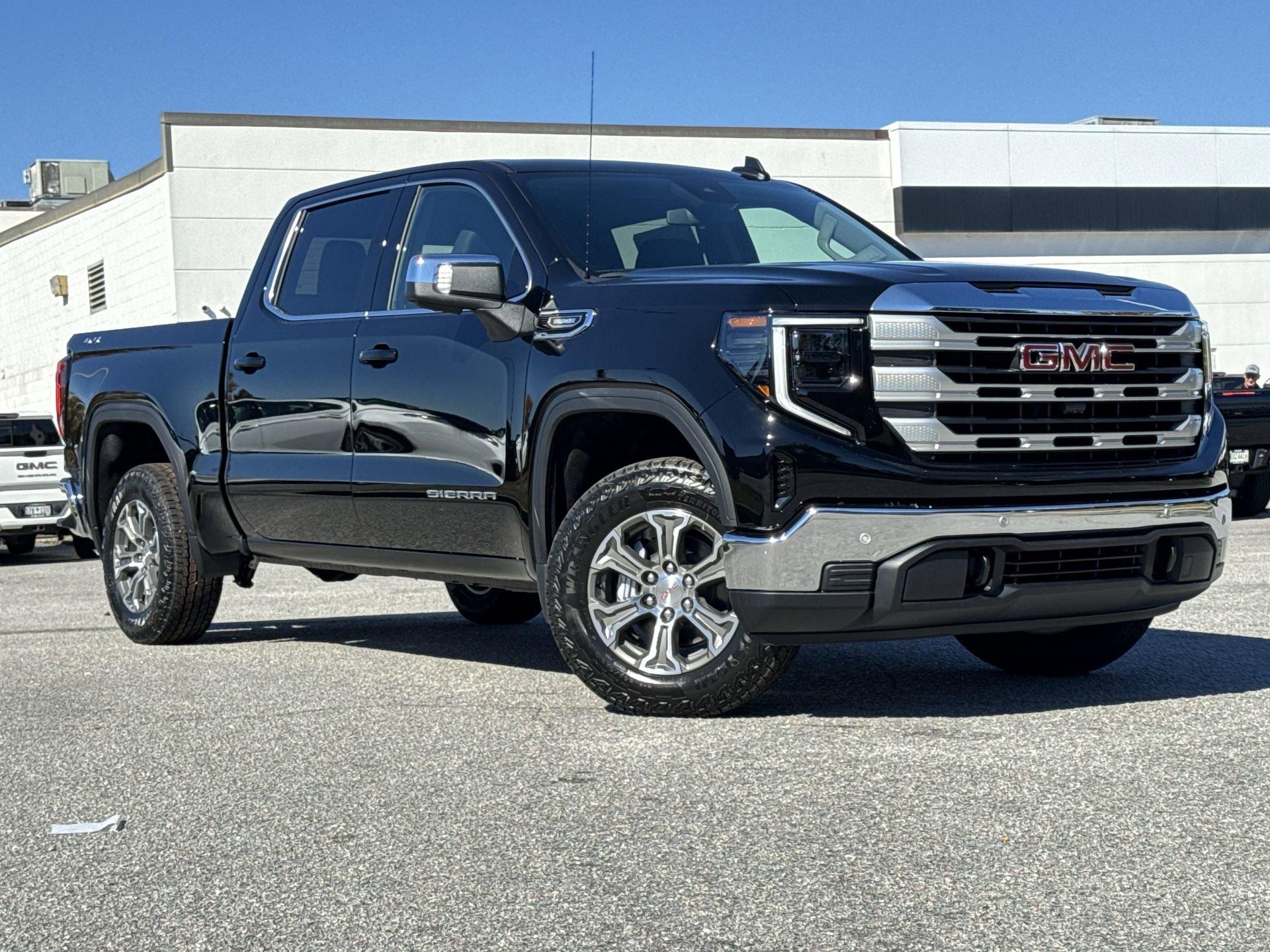 GMC Sierra 1500 Sle Four Wheel Drive Crew Cab - Thumbnail 2