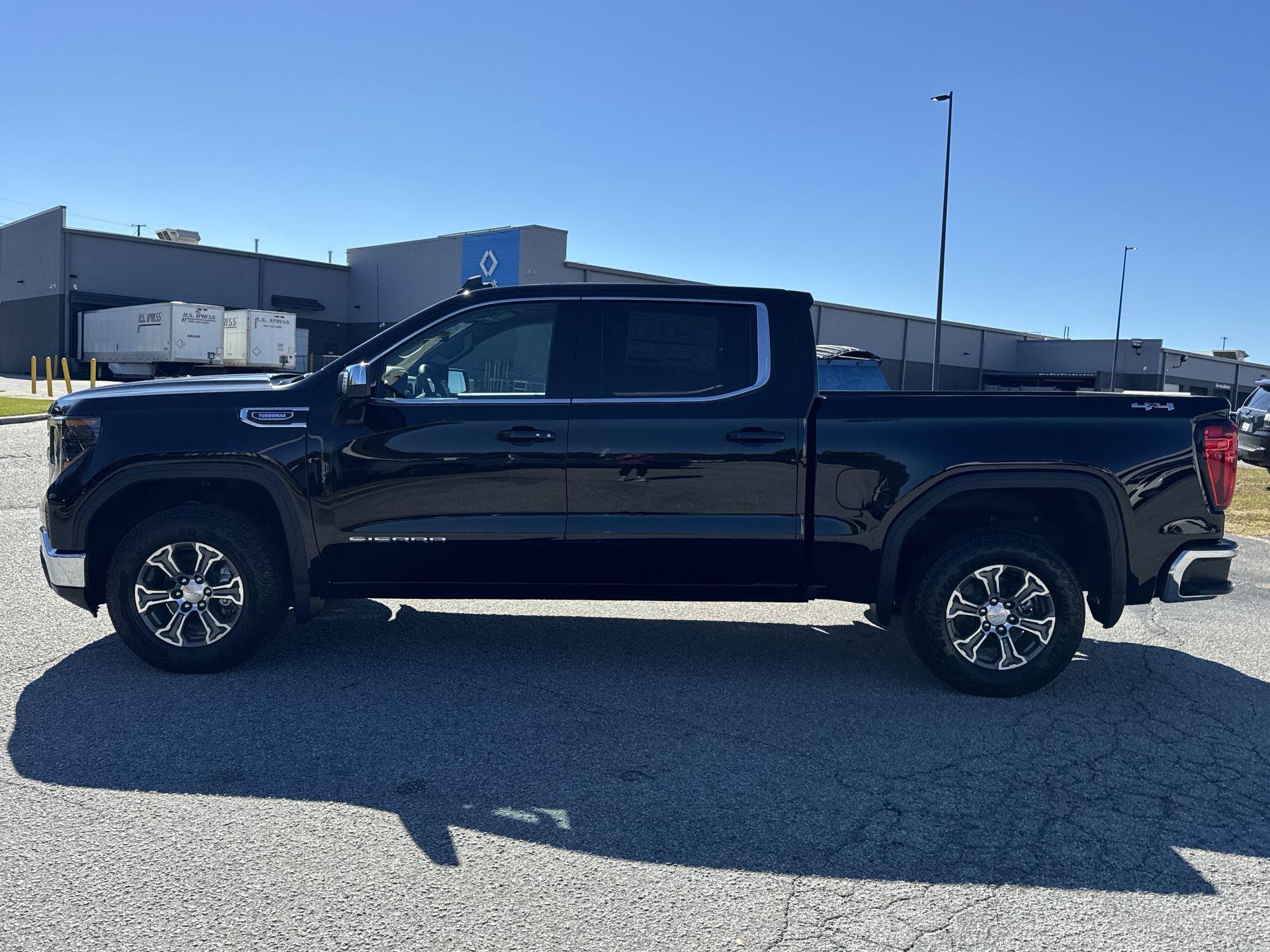 GMC Sierra 1500 Sle Four Wheel Drive Crew Cab - Thumbnail 6