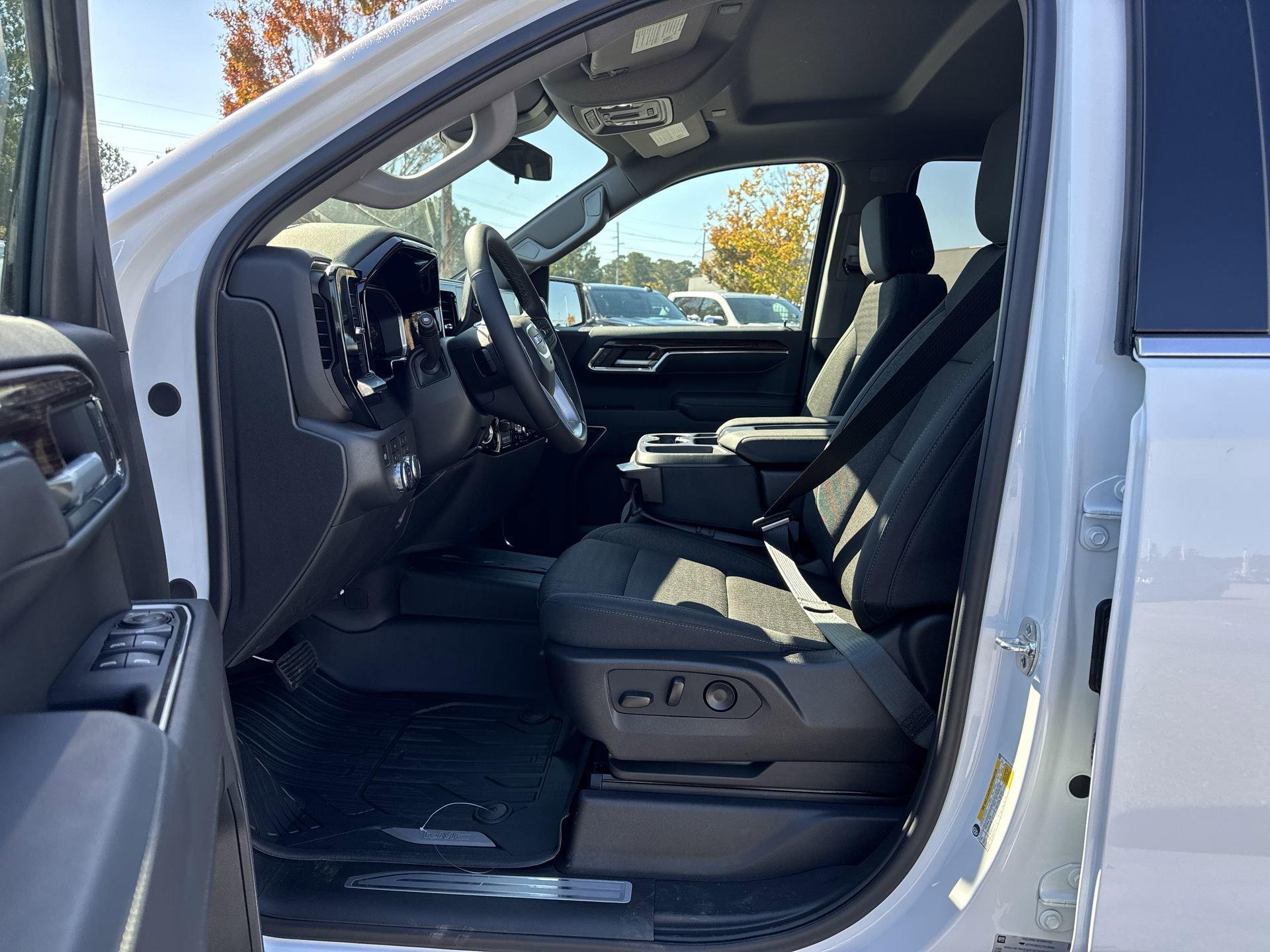 GMC Sierra 1500 Sle Four Wheel Drive Crew Cab - Thumbnail 15