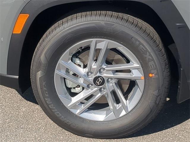 Hyundai Tucson Se Fwd Fwd 4D Sport Utility - Thumbnail 12