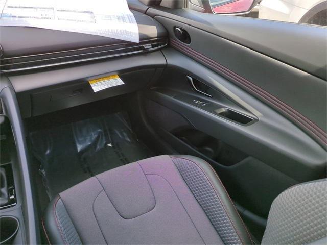 Hyundai Elantra N Line Fwd 4D Sedan - Thumbnail 17