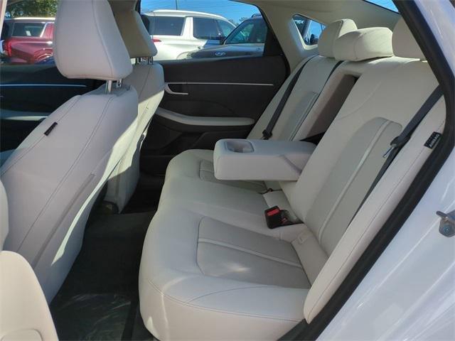Hyundai Sonata Sel Sport Awd 4D Sedan - Thumbnail 14