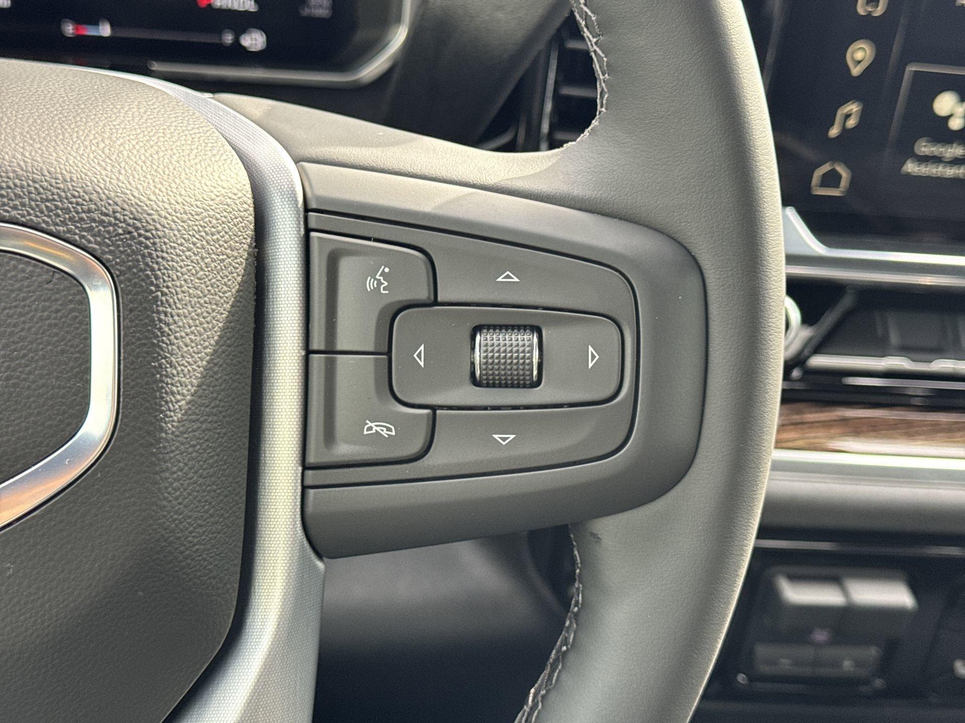 GMC Sierra 1500 Elevation Four Wheel Drive Crew Cab - Thumbnail 19