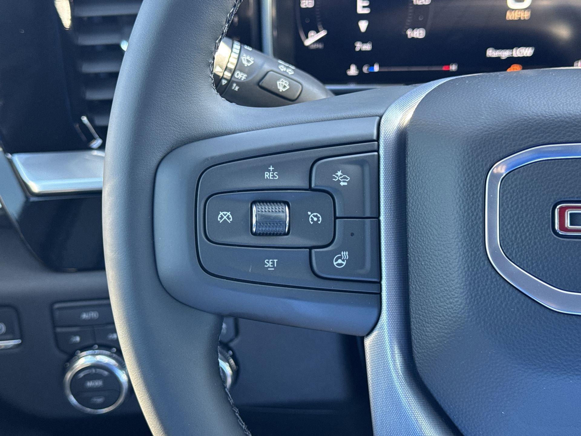 GMC Sierra 1500 Elevation Four Wheel Drive Crew Cab - Thumbnail 19