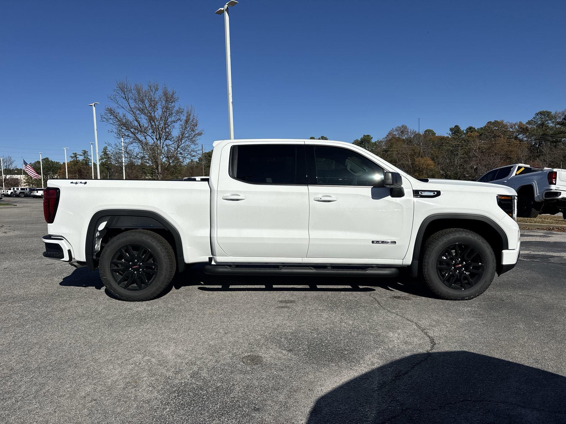 GMC Sierra 1500 Elevation Four Wheel Drive Crew Cab - Thumbnail 10