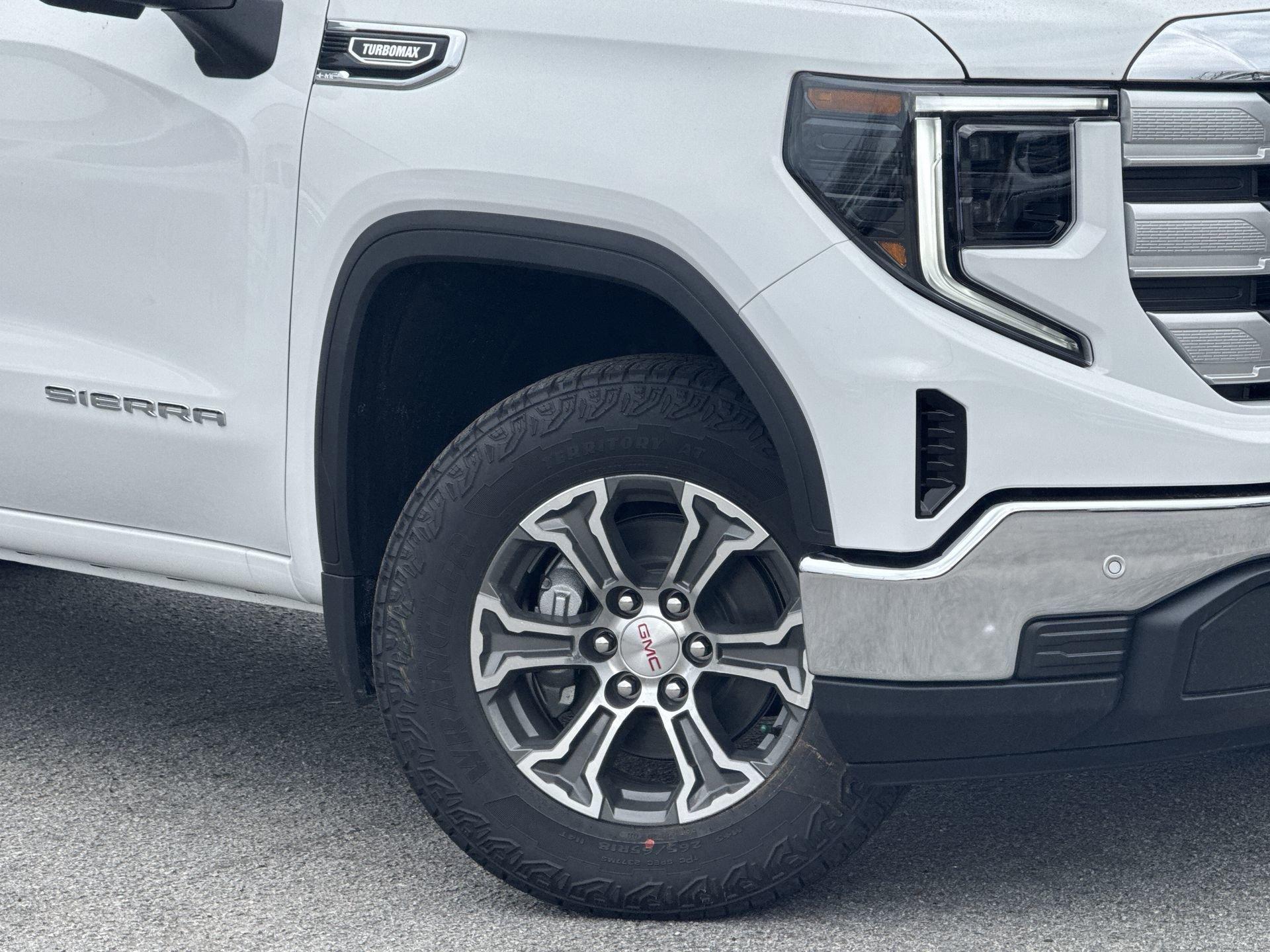 GMC Sierra 1500 Sle Four Wheel Drive Crew Cab - Thumbnail 12