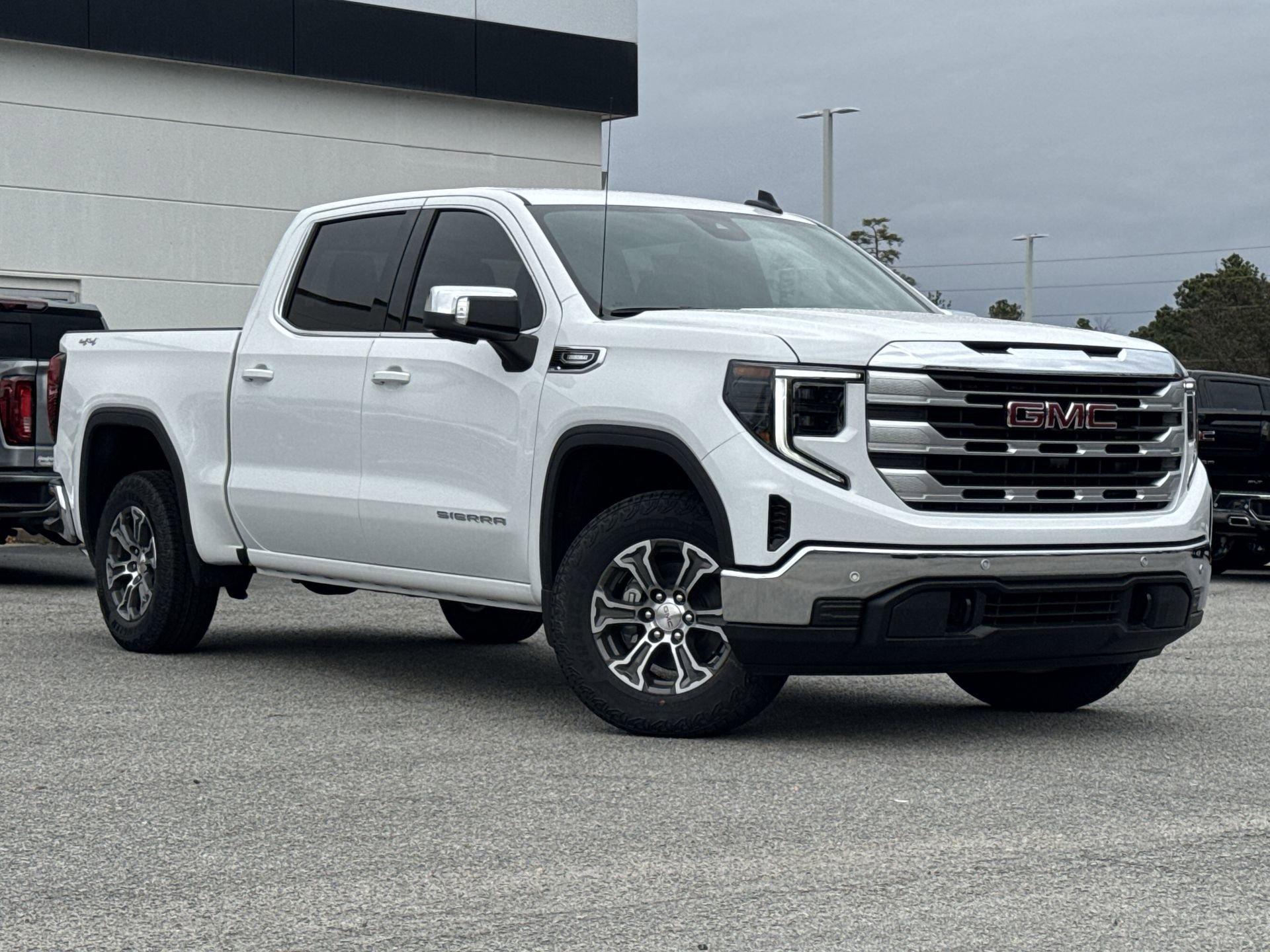 GMC Sierra 1500 Sle Four Wheel Drive Crew Cab - Thumbnail 2