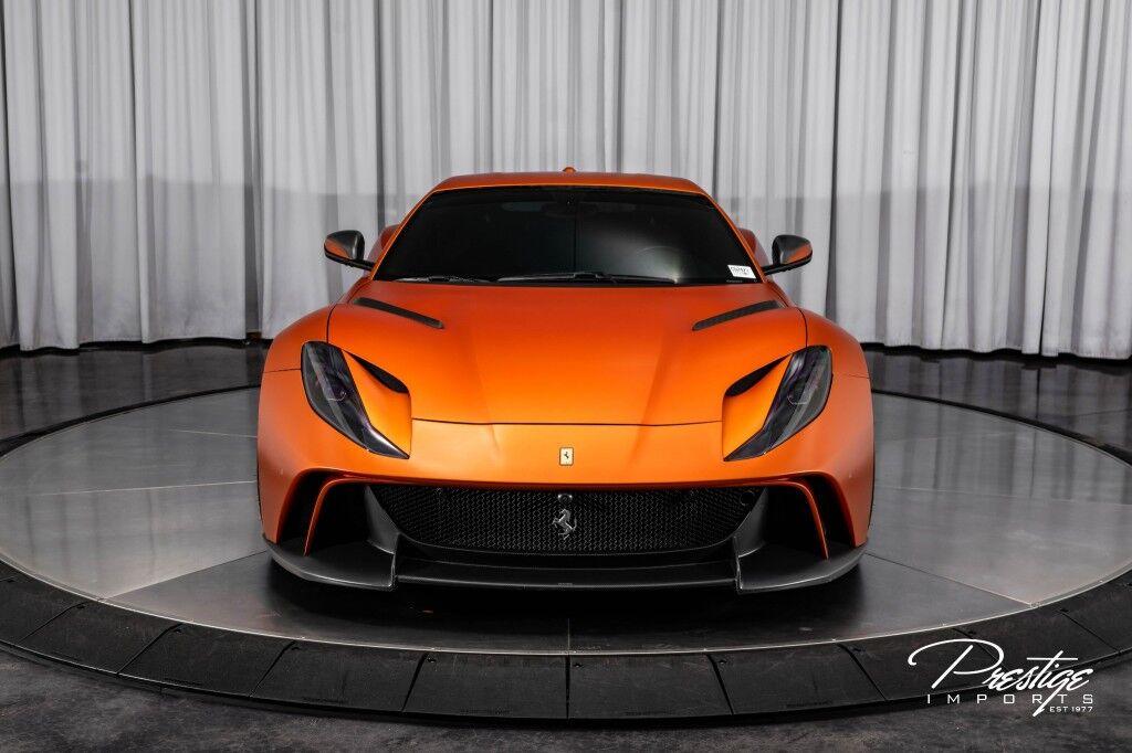 Ferrari 812 Superfast - Thumbnail 7