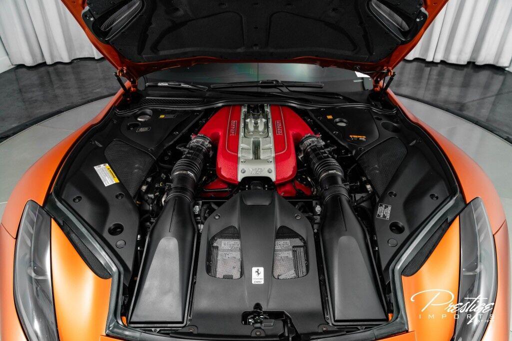 Ferrari 812 Superfast - Thumbnail 8