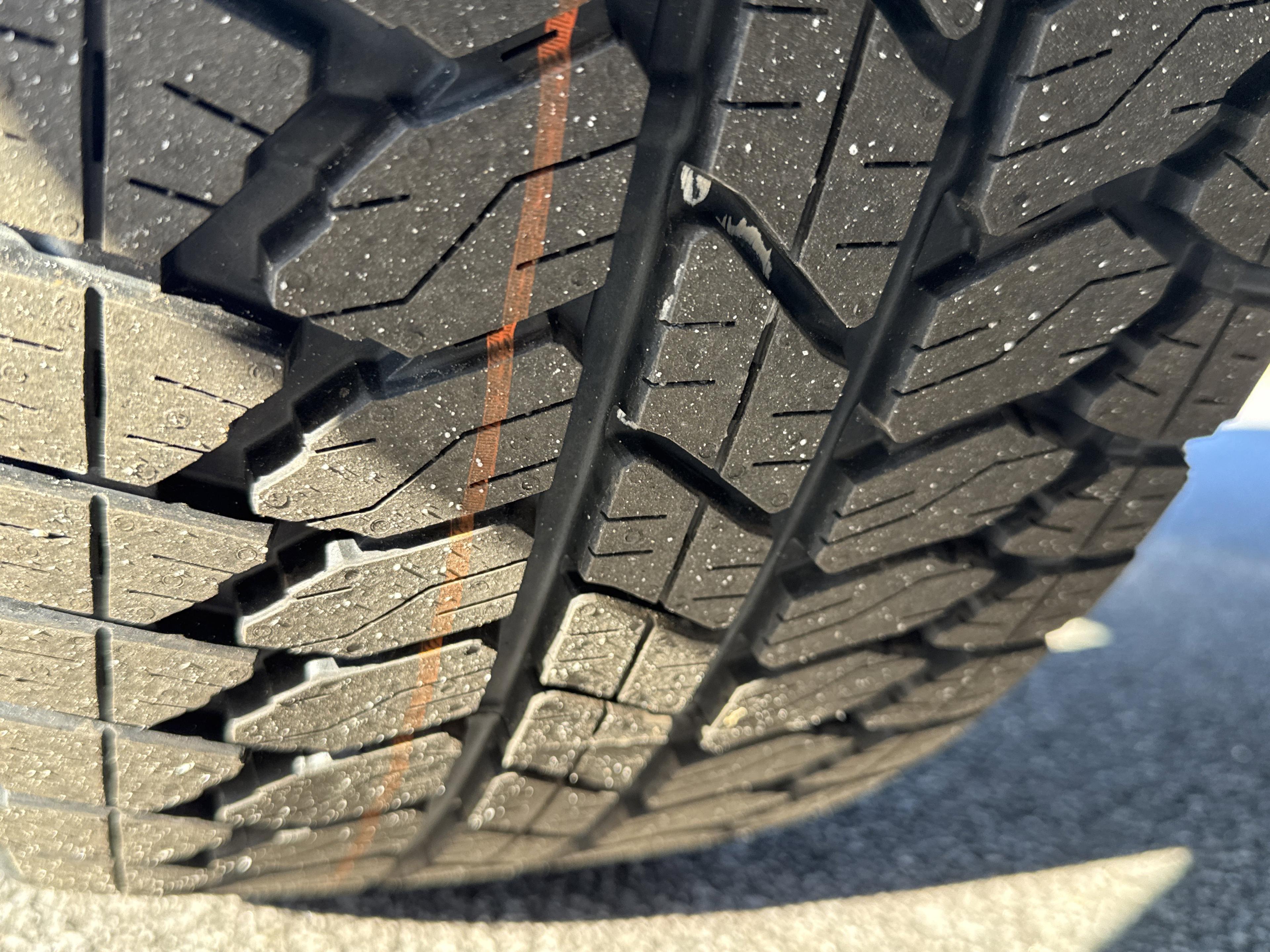 GMC Sierra 1500 Slt Four Wheel Drive Crew Cab - Thumbnail 11