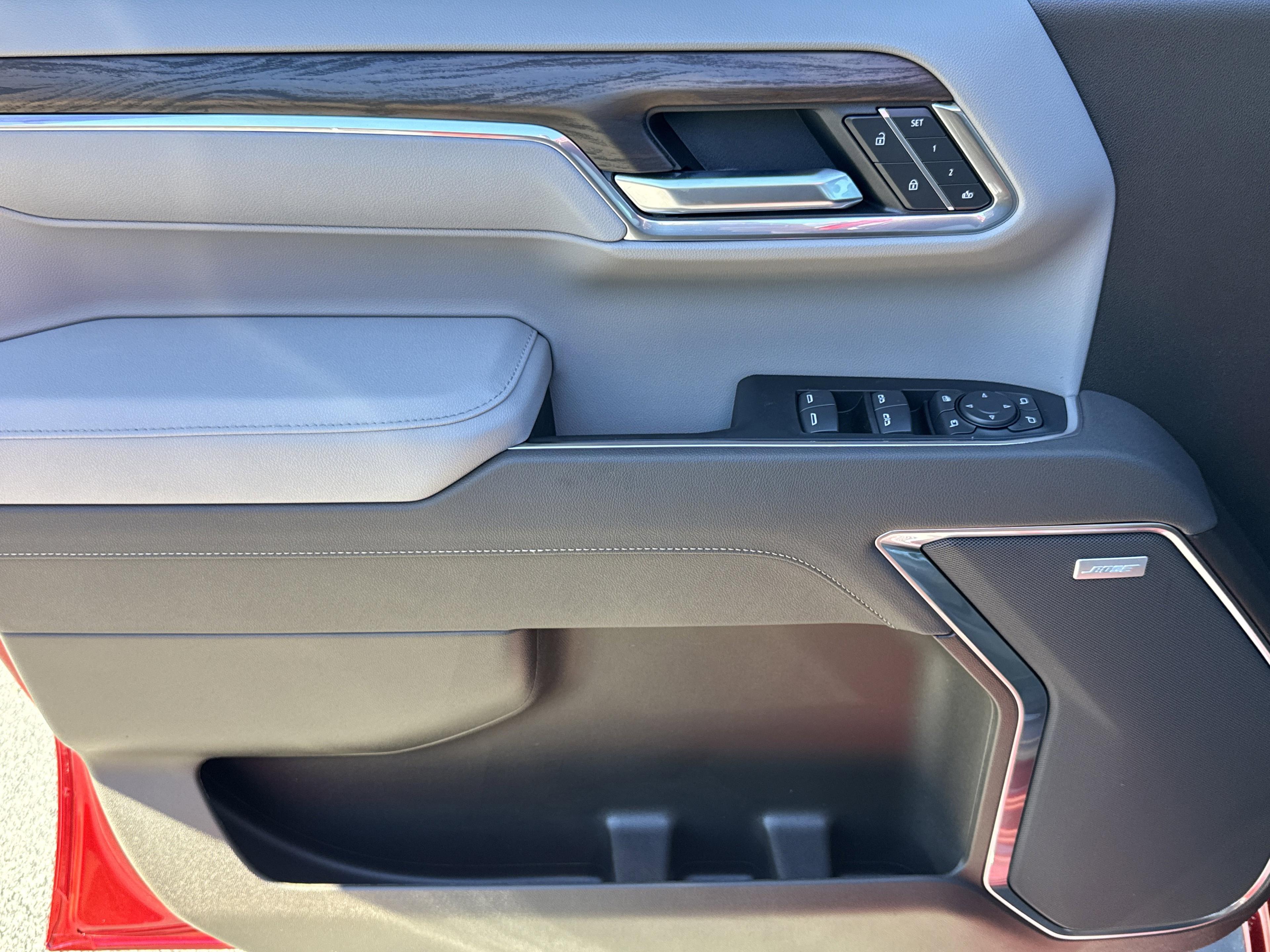 GMC Sierra 1500 Slt Four Wheel Drive Crew Cab - Thumbnail 13