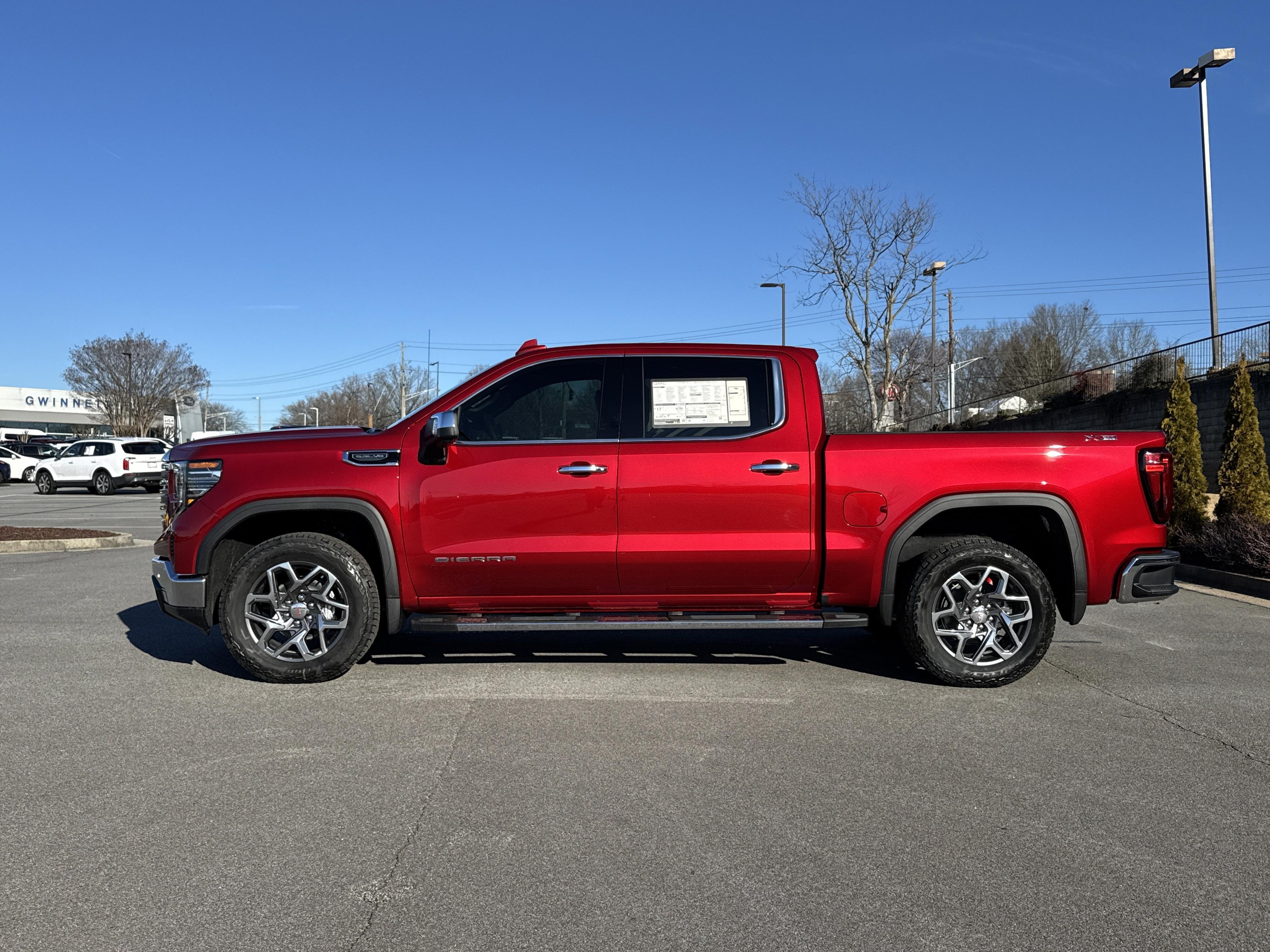 GMC Sierra 1500 Slt Four Wheel Drive Crew Cab - Thumbnail 6