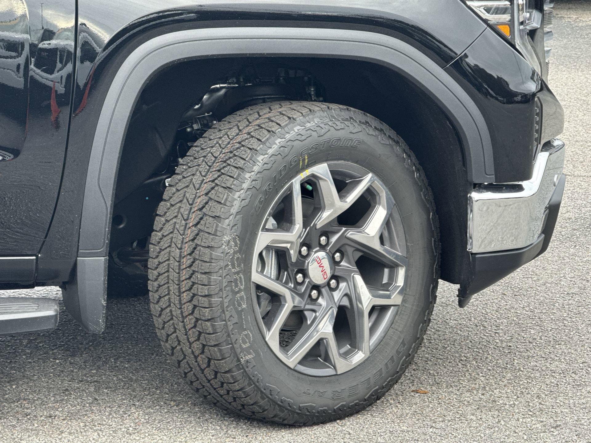 GMC Sierra 1500 Slt Four Wheel Drive Crew Cab - Thumbnail 11