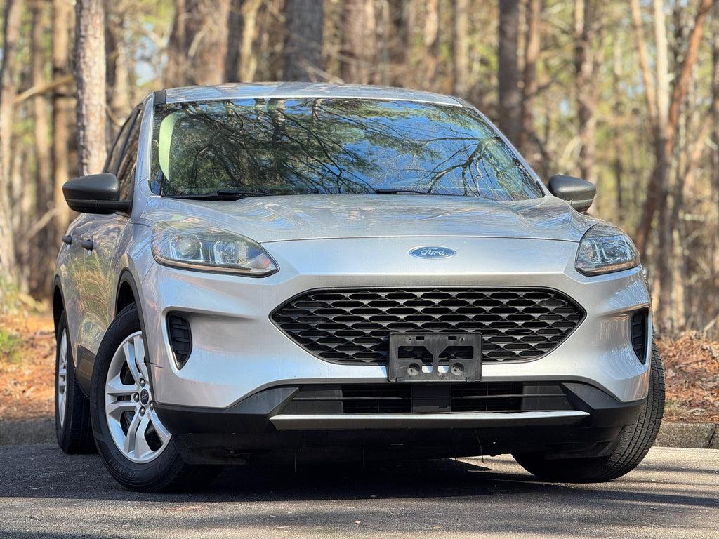 Ford Escape - Thumbnail 3