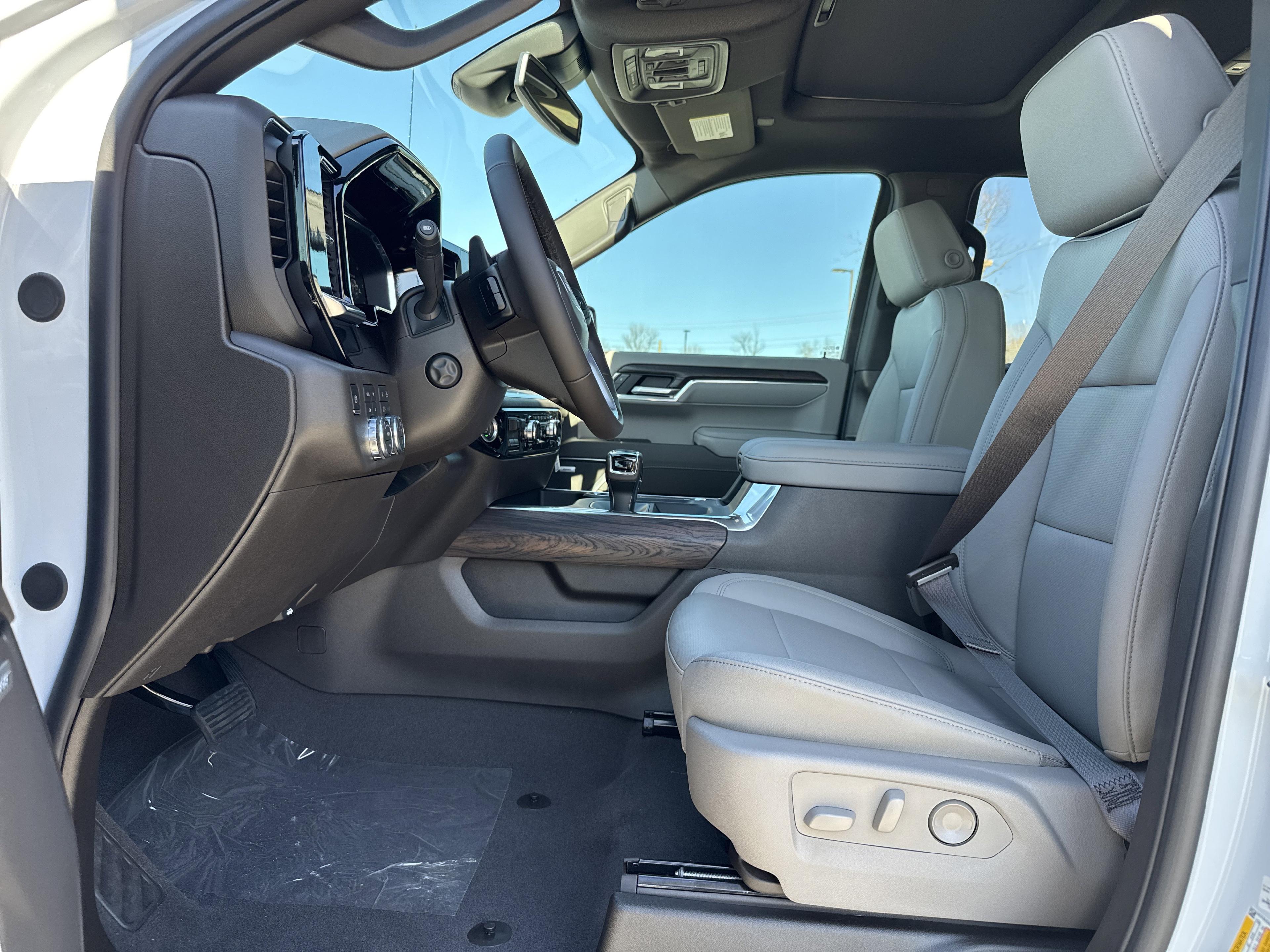 GMC Sierra 1500 Slt Four Wheel Drive Crew Cab - Thumbnail 15