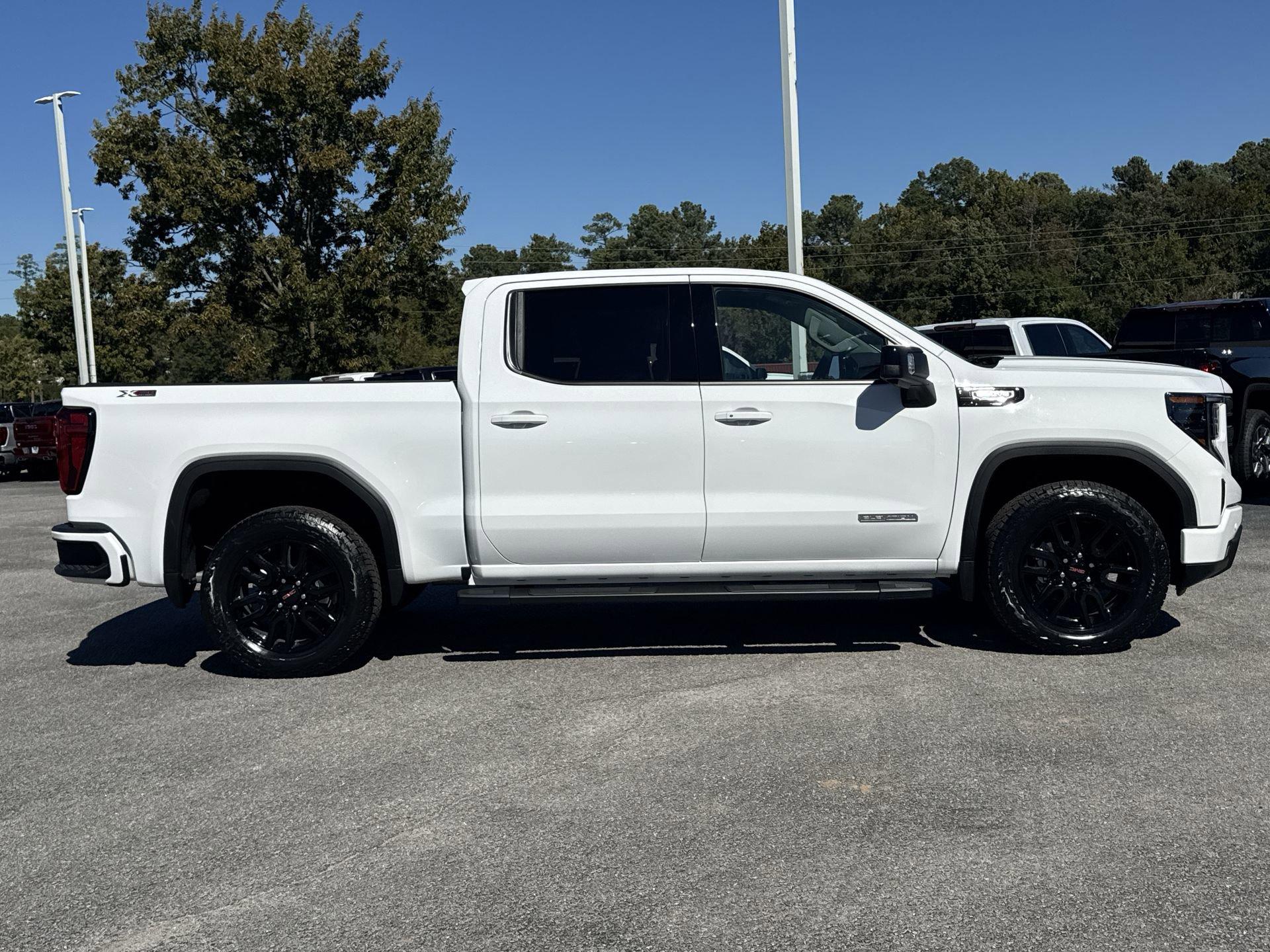 GMC Sierra 1500 Elevation Four Wheel Drive Crew Cab - Thumbnail 10