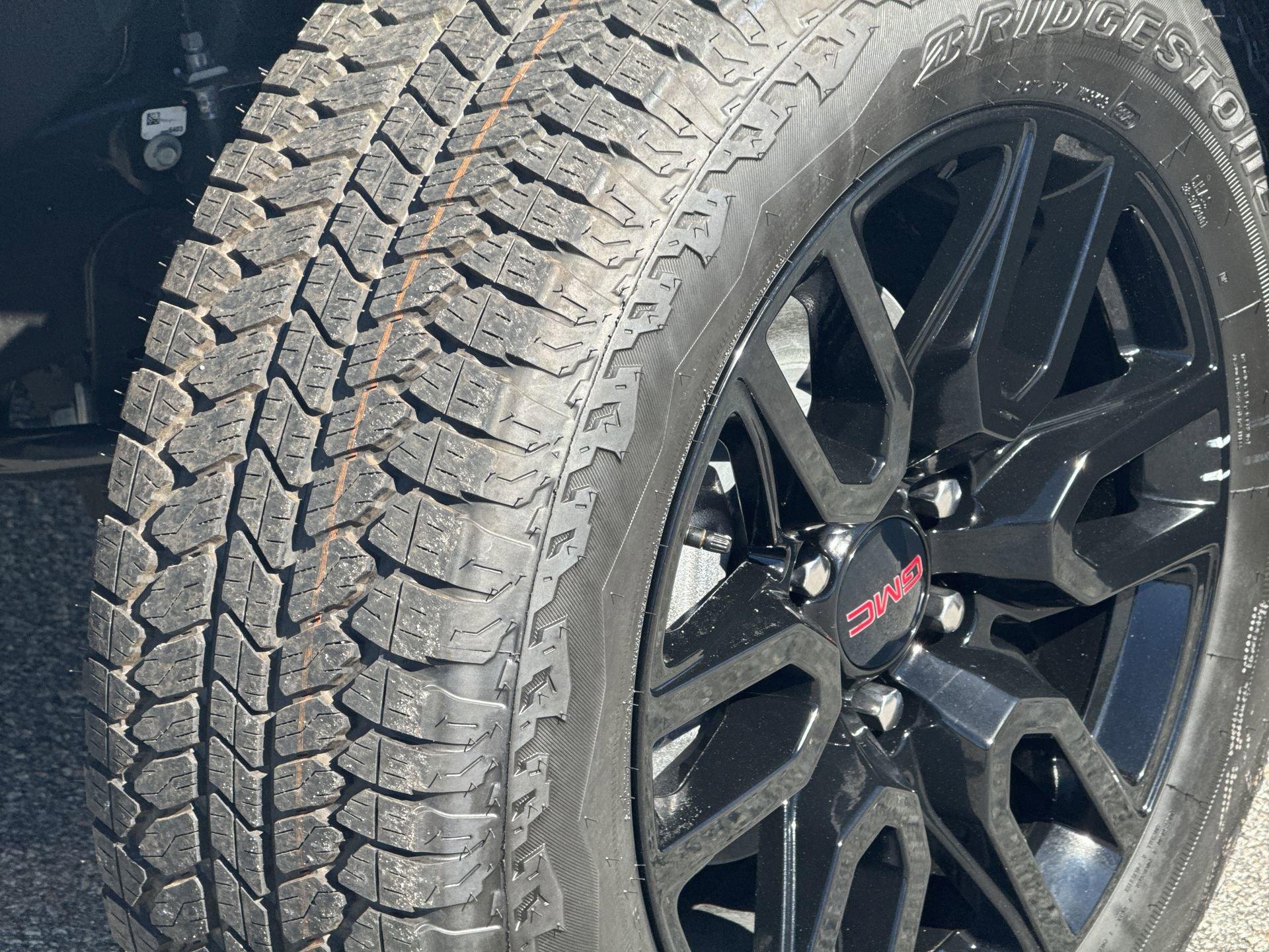 GMC Sierra 1500 Elevation Four Wheel Drive Crew Cab - Thumbnail 11