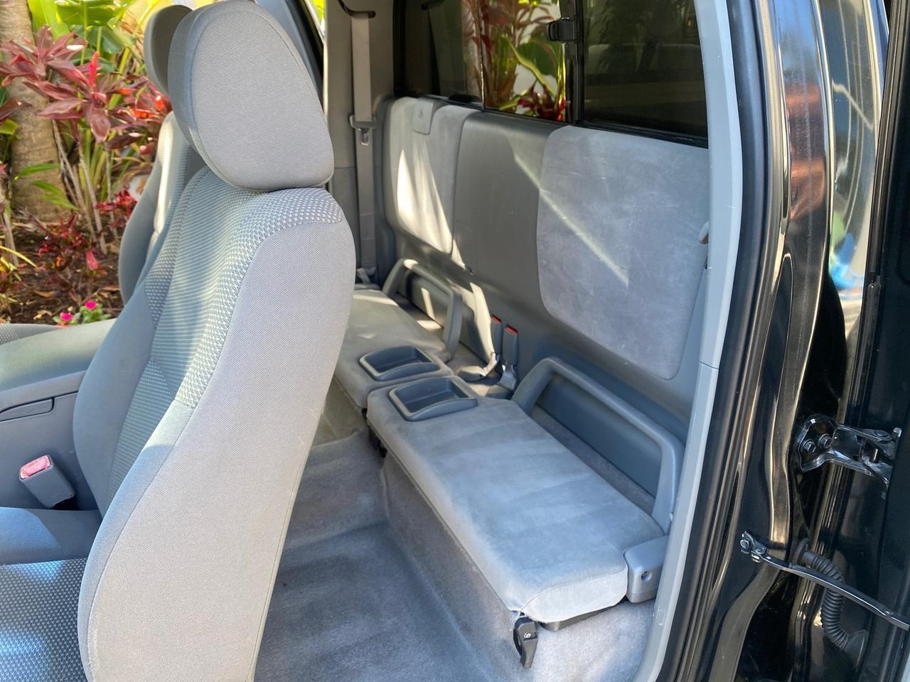 Toyota Tacoma - Thumbnail 15