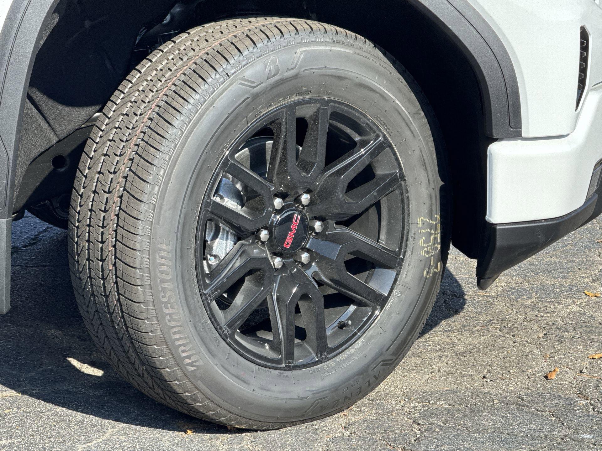 GMC Sierra 1500 Elevation Four Wheel Drive Crew Cab - Thumbnail 11