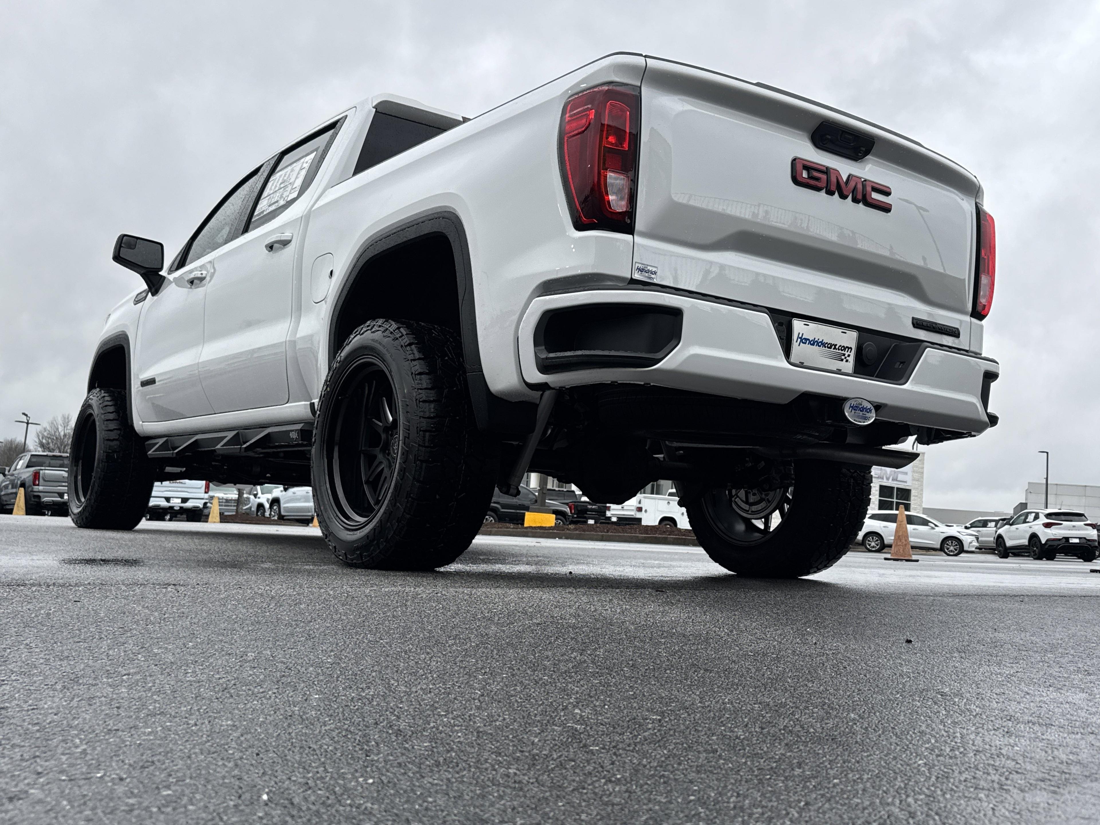 GMC Sierra 1500 Elevation Four Wheel Drive Crew Cab - Thumbnail 7