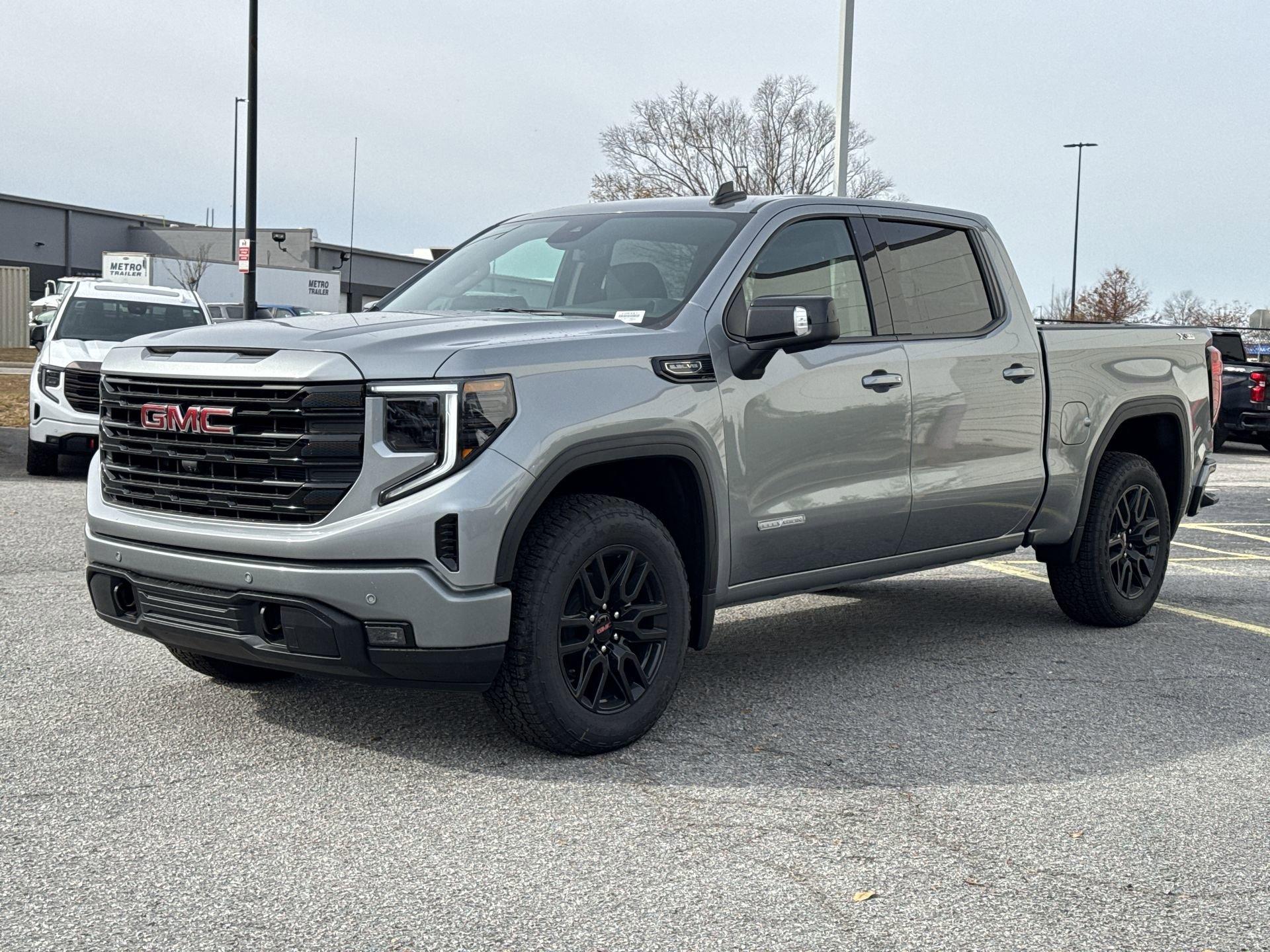 GMC Sierra 1500 Elevation Four Wheel Drive Crew Cab - Thumbnail 4