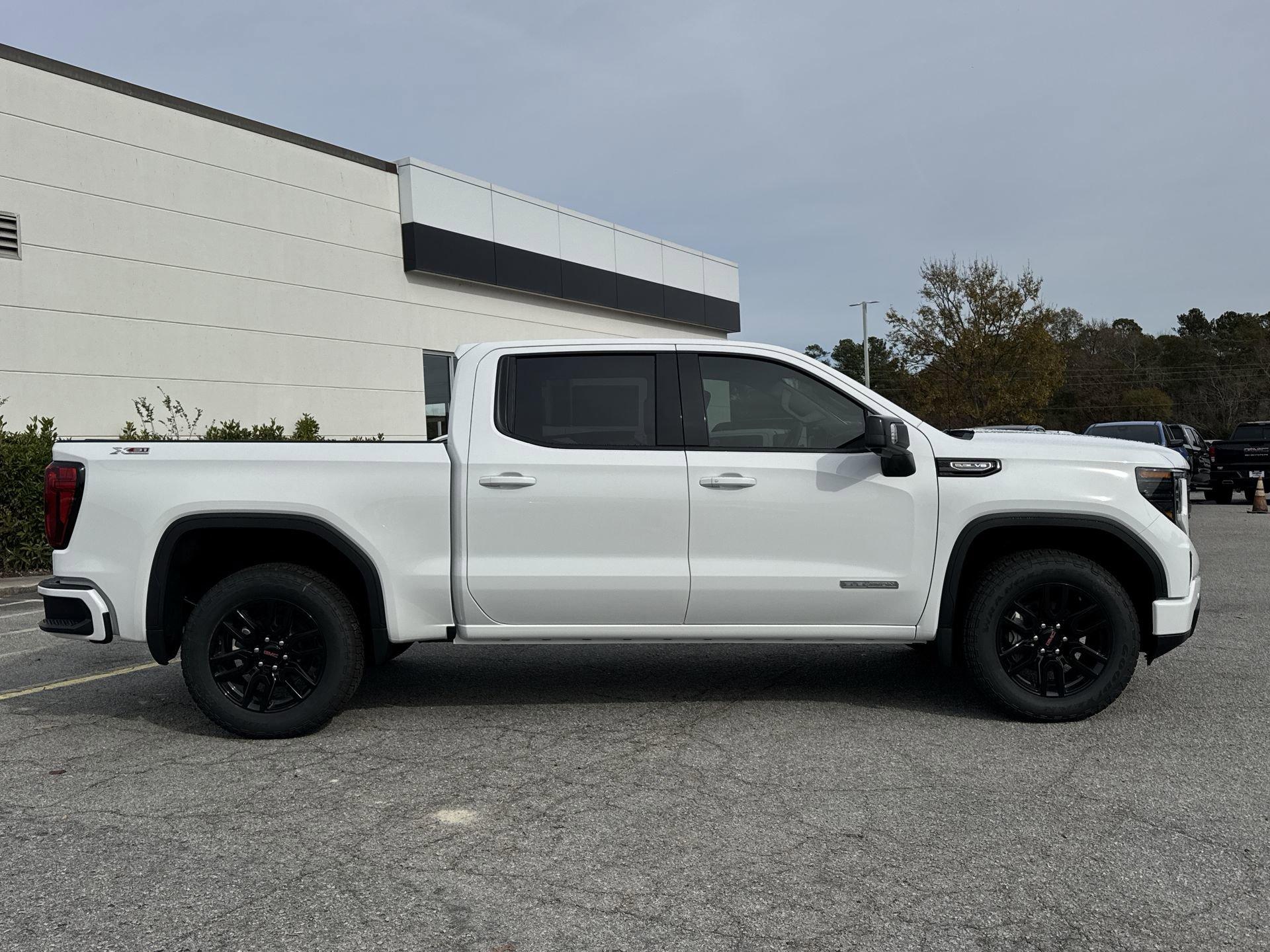 GMC Sierra 1500 Elevation Four Wheel Drive Crew Cab - Thumbnail 10