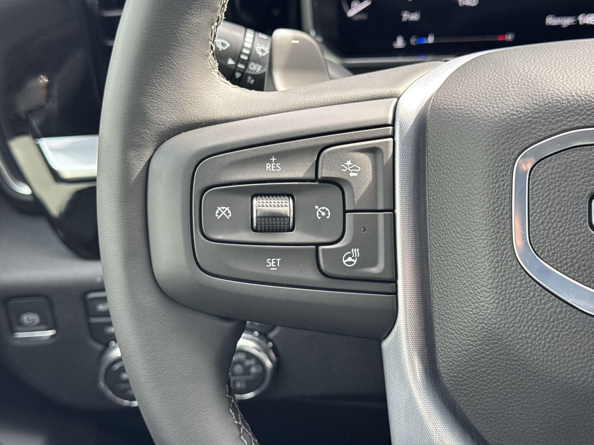 GMC Sierra 1500 Elevation Four Wheel Drive Crew Cab - Thumbnail 18