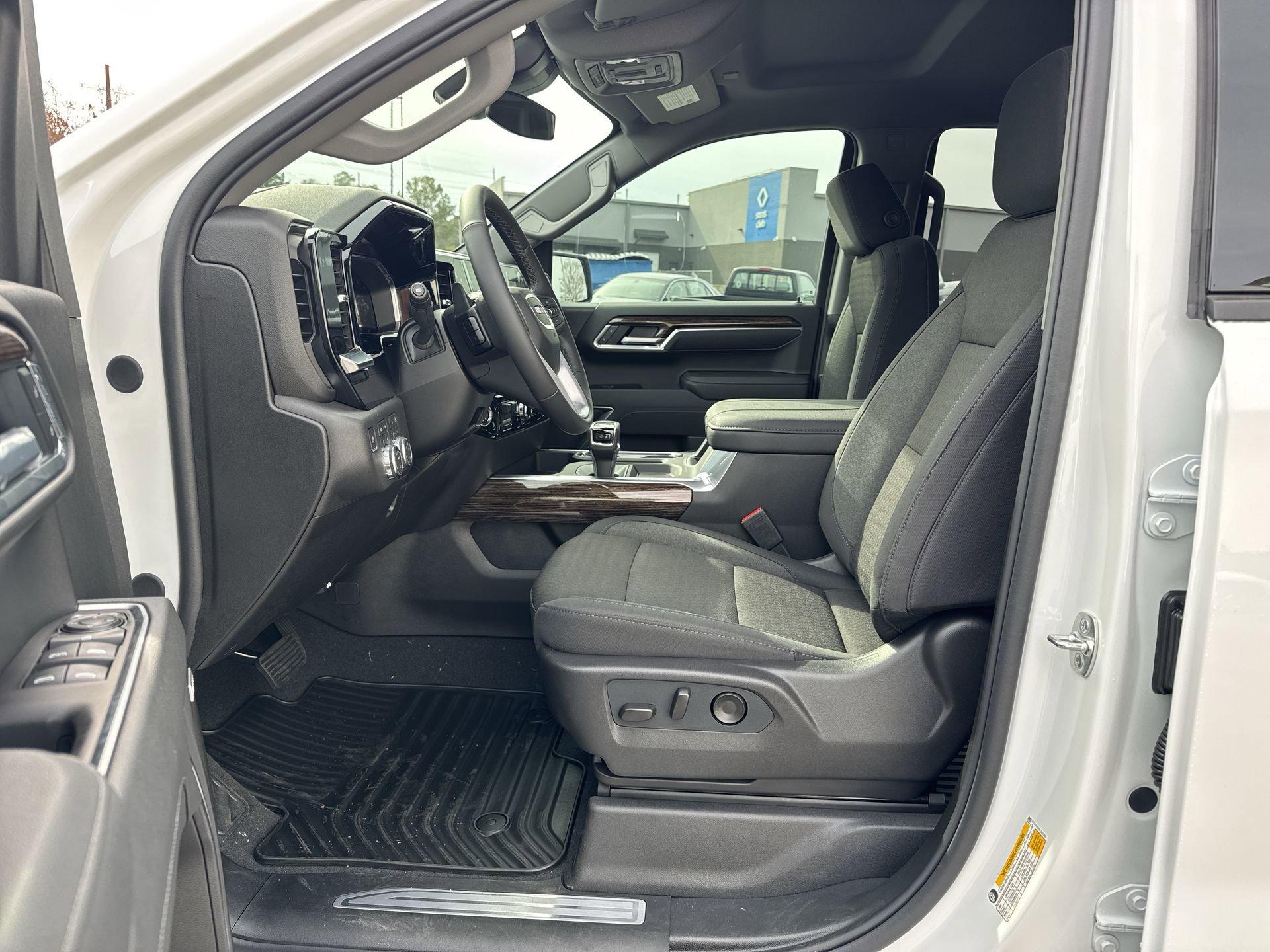 GMC Sierra 1500 Elevation Four Wheel Drive Crew Cab - Thumbnail 15