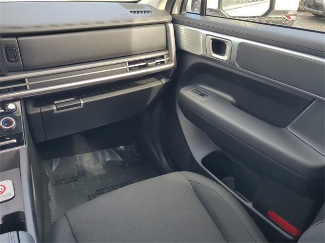 Hyundai Santa Fe Se Fwd Fwd 4D Sport Utility - Thumbnail 15