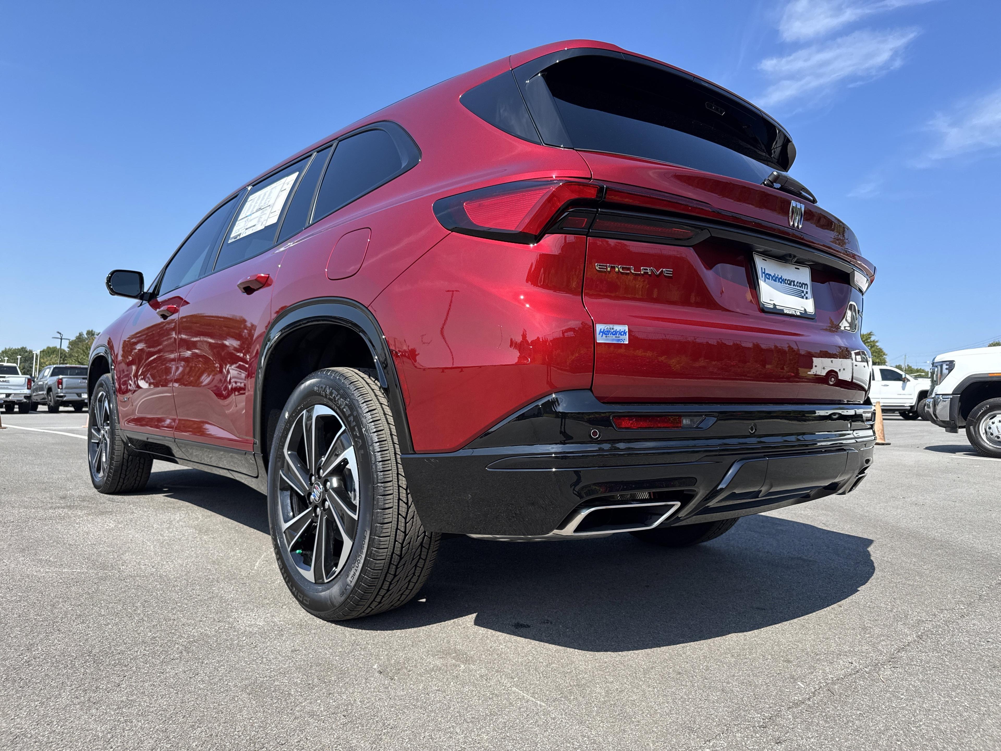 Buick Enclave Sport Touring Front Wheel Drive Suv - Thumbnail 7