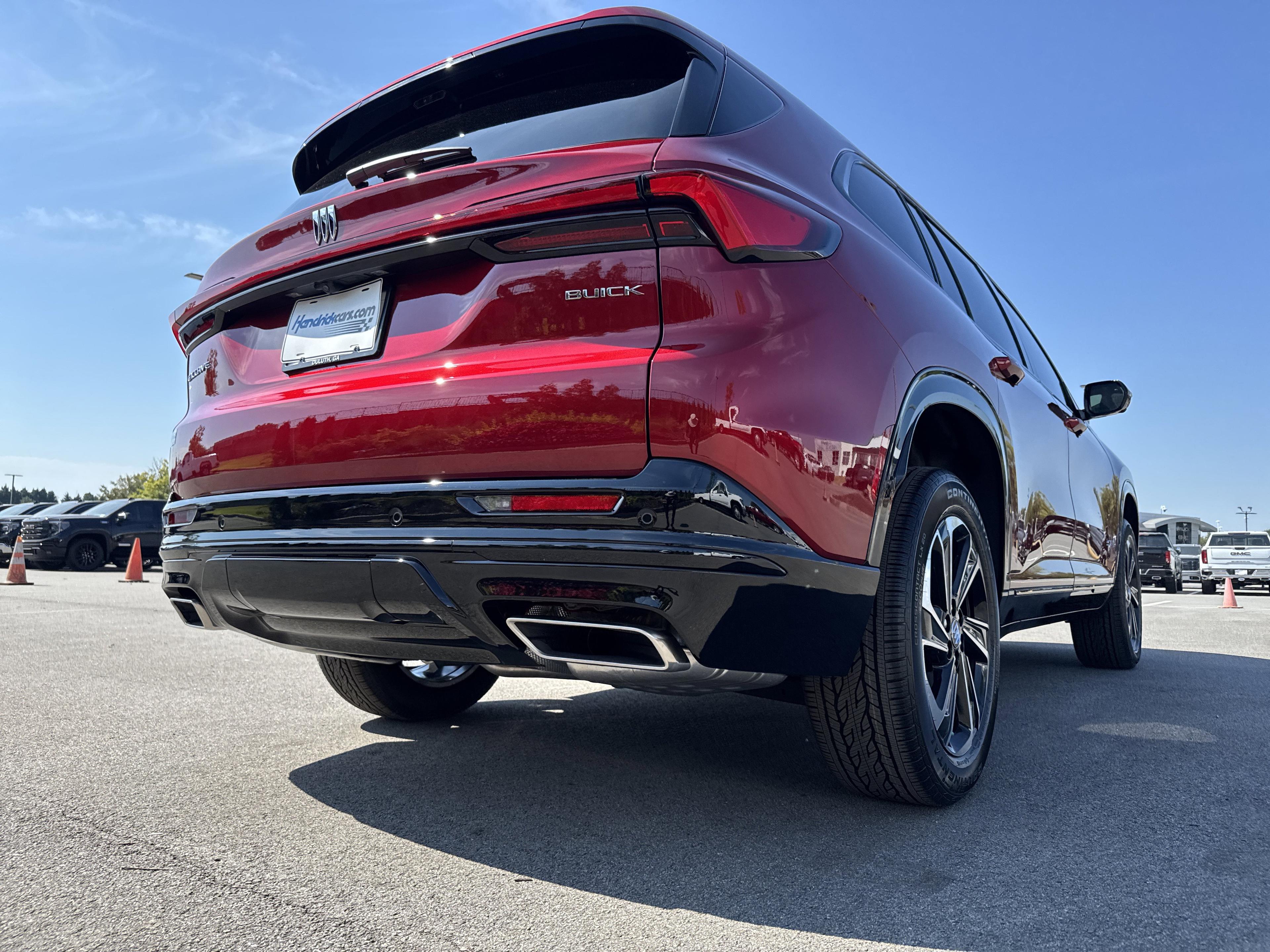 Buick Enclave Sport Touring Front Wheel Drive Suv - Thumbnail 9