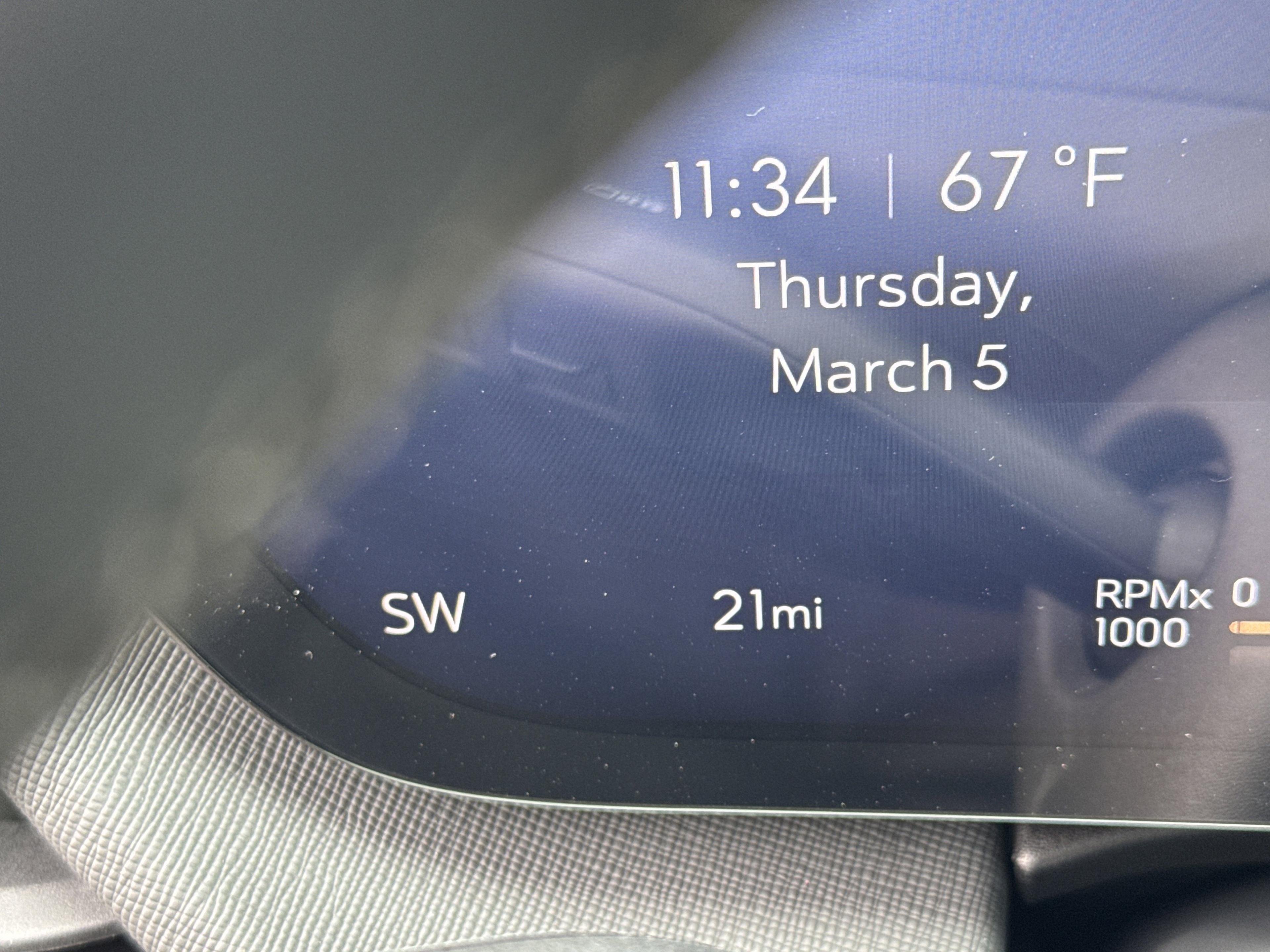 Buick Enclave Sport Touring Front Wheel Drive Suv - Thumbnail 19